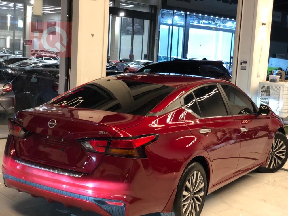 نیسان ئەلتیما